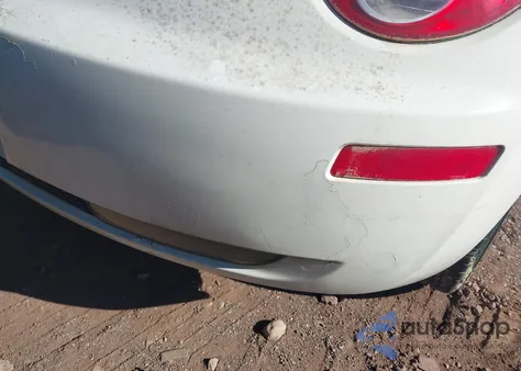 2007 Volkswagen New Beetle Triple White z USA, uszkodzony, nr VIN 3VWFF31Y17M412169